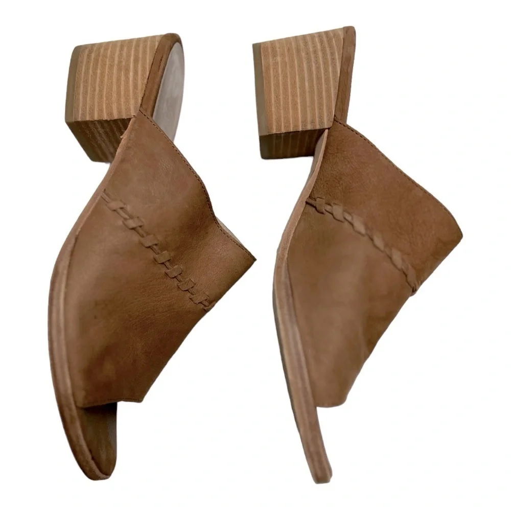 Eileen Fisher Vero Cuoio Leather Block heel Brown Size 9